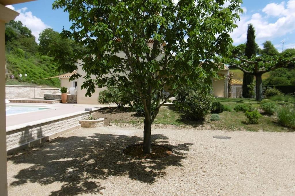 Maison Avec Piscine Pour 2 Personnes A Valensole Villa Buitenkant foto